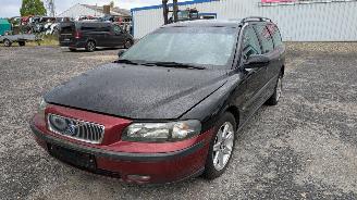 Uttjänta bilar auto Volvo V-70 2.4 2001/11
