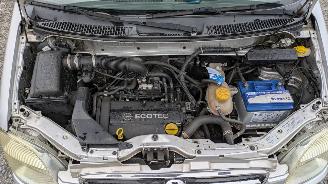 Opel Agila 1.2 picture 15