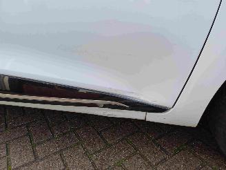 Renault Clio Estate 0.9 TCe Expression * MOTORSCHADE * picture 12