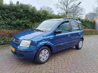 Fiat Panda 1.2 Emotion airco en panoramadak picture 3
