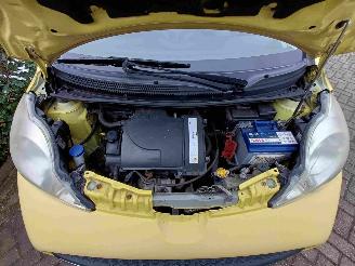 Peugeot 107 1.0-12V XR picture 6