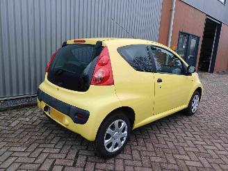 Peugeot 107 1.0-12V XR picture 4