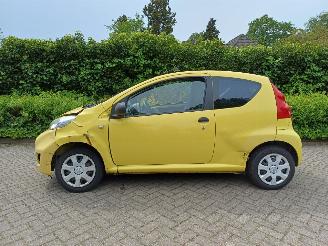 Peugeot 107 1.0-12V XR picture 11