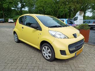 Schadeauto Peugeot 107 1.0-12V XR 2010/6