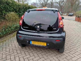 Peugeot 107 1.0 Envy 5drs airco picture 14