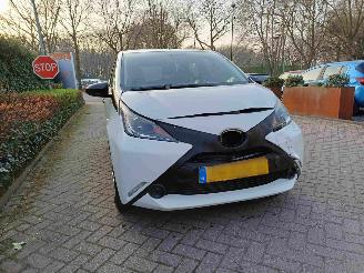 Toyota Aygo 1.0 VVT-i x-fun picture 14
