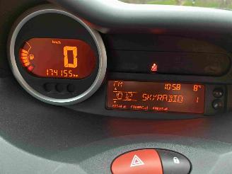Renault Twingo 1.2-16V Collection airco picture 9