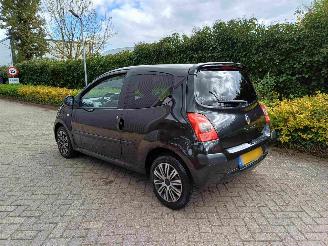 Renault Twingo 1.2 Acces airco MOTORSCHADE picture 2