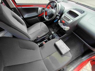 Toyota Aygo 1.0 VVT-i Now airco 5drs picture 6