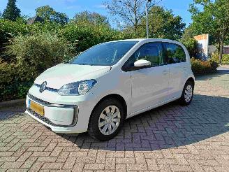 Schadeauto Volkswagen e-Up!  2020/8