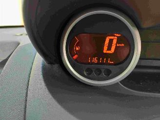 Renault Twingo 1.2 16V Acces picture 9