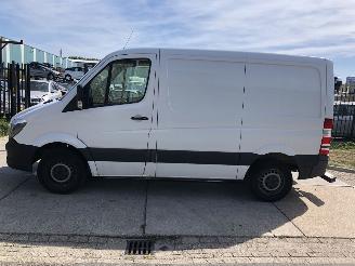 krockskadad bil bedrijf Mercedes Sprinter 314cdi automaat E6 AIRCO 2016/9