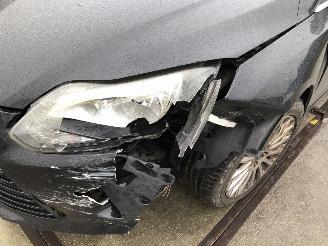 Ford Focus 1.6i ecoboost 110kW Combi picture 12