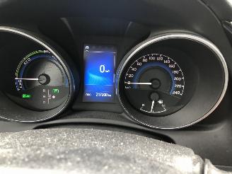 Toyota Auris 1.8 Hybrid 5 drs picture 7