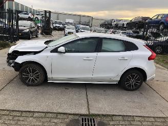  Volvo V-40 2.0i T2 Nordic+ 2017/12
