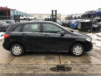 škoda osobní automobily Mercedes B-klasse B180 Automaat E6 2013/4