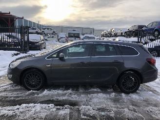 skadebil auto Opel Astra 14i turbo 88kW E5 SPORTS TOURER 2011/3