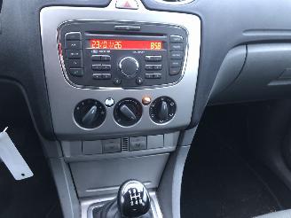 Ford Focus 16i 74kW E5 Combi picture 8