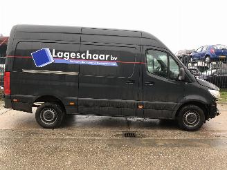 krockskadad bil bedrijf Mercedes Sprinter 315cdi L2H2 Aut. 73000 km!!!! 2021/10