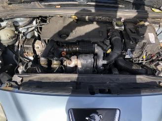 Peugeot 308 16hdi 68kW E5 5drs picture 11