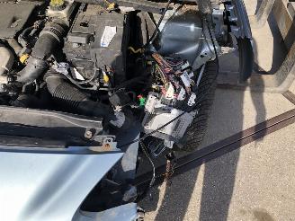 Peugeot 308 16hdi 68kW E5 5drs picture 12