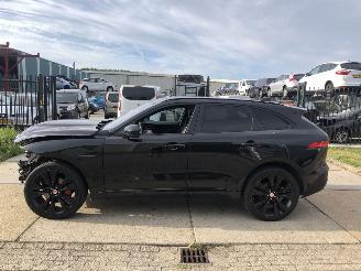 Vaurioauto  passenger cars Jaguar F-Pace S 3.0D AWD 221kW E6 2018/3
