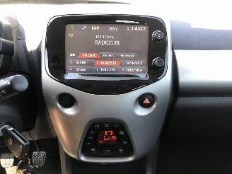 Toyota Aygo 1.0vvt-i X-PLAY , Airco, Kamera picture 8