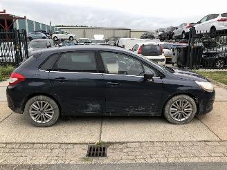 Vaurioauto  passenger cars Citroën C4 1.6VTI 88kW E5 2013/2