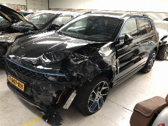 krockskadad bil auto Lynk & Co 01 Plug in Hybrid 1.5 2023/8