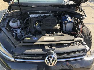 Volkswagen Golf 1.0tsi 85kW E6 Variant 27000 km!! picture 18