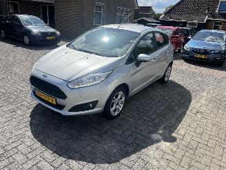 Vaurioauto  passenger cars Ford Fiesta 1.0 style ultimate 2017/1