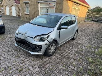 Schadeauto Volkswagen Up! Weinig km !! 2012/11