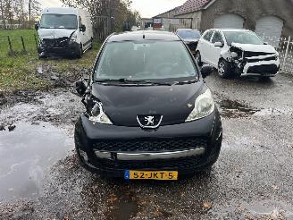 Peugeot 107 Weinig km !! picture 8