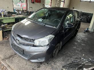 rozbiórka samochody osobowe Toyota Yaris  2014/3
