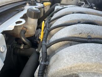 Renault Wind 1.6 16v Mooie auto weinig km !! picture 35