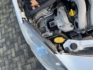 Renault Wind 1.6 16v Mooie auto weinig km !! picture 31