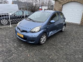 damaged passenger cars Toyota Aygo  2008/8