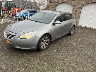 Damaged car Opel Insignia SPORTS TOURER 1.6 turbo !! 2010/6