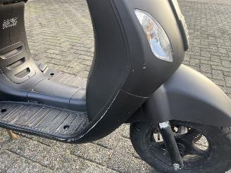 Capri  Rijdbare schade picture 12