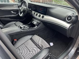 Mercedes E-klasse Lichte brandschade !! picture 20