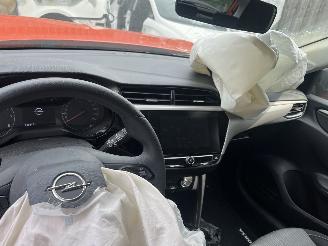 Opel Corsa 1.2 picture 21