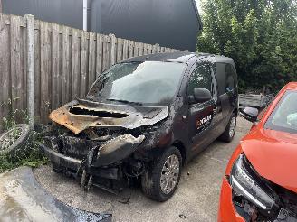 démontage fourgonnettes/vécules utilitaires Mercedes Citan Ca 88000 km !! 2018/4