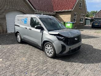 Ford Transit Courier Van 1.0 ecoboost picture 7