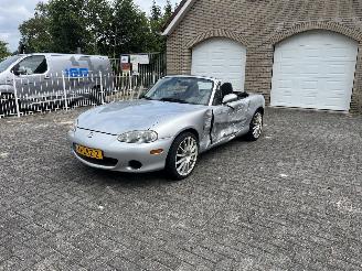 Voiture accidenté Mazda MX-5  2001/1