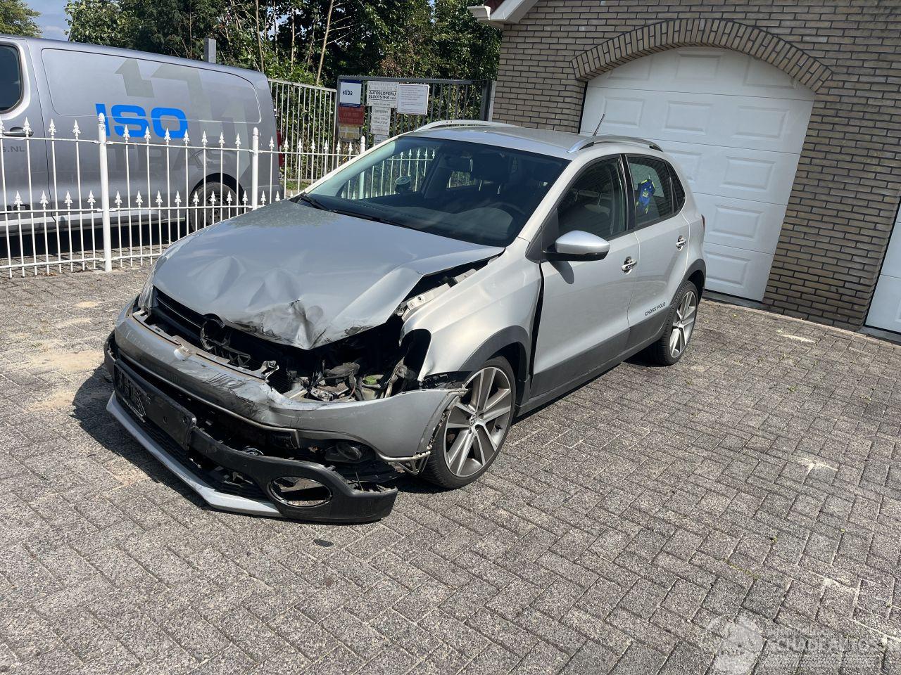 Volkswagen Polo Cross polo weinig km !!