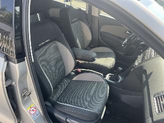 Volkswagen Polo Cross polo weinig km !! picture 16