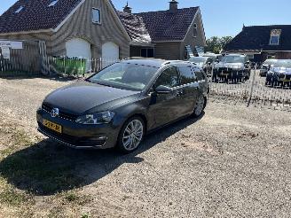 uszkodzony samochody osobowe Volkswagen Golf 1.4 tsi highline automaat !! 2016/7