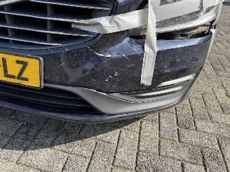 Volvo V-60 2.0 t5 automaat !! picture 22