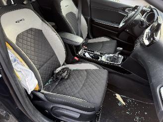 Kia Proceed 1.4 t-gdi picture 17