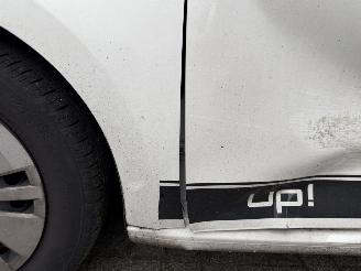 Volkswagen Up!  picture 21